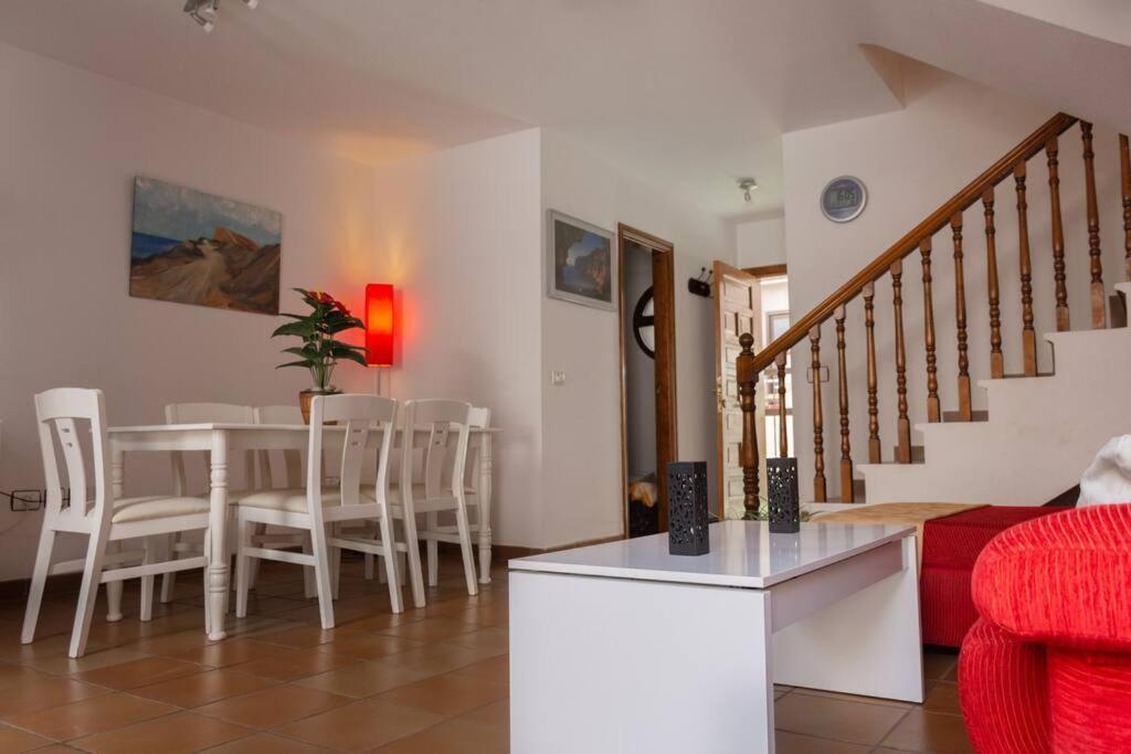 Duplex In Quiet Zone, Next To Sea, Fast Wifi Lägenhet El Médano Exteriör bild